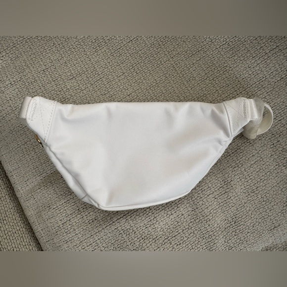 NWT Stoney Clover Lane Blanc Classic Fanny with Denim Mickey Patch - Picture 3 of 3